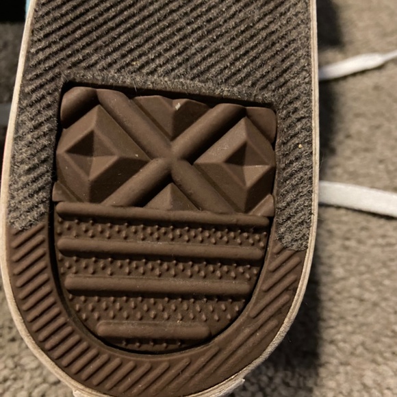 Converse - Picture 7 of 12